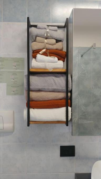 פאדובה Art-Apart Lt Appartamento Con Giardino Privato מראה חיצוני תמונה